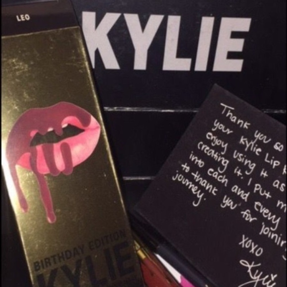 Kylie lipkit birthday edition Leo